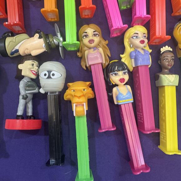 Vintage PEZ Dispenser Lot Cartoon Characters TMNT Barbie Minion Garfield Hallowe - Picture 7 of 12